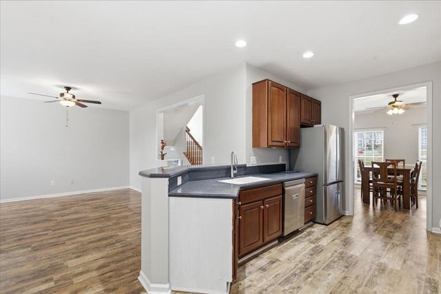 17037 LOFTRIDGE LN, Gainesville, VA 20155