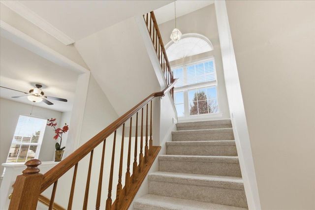 17037 LOFTRIDGE LN, Gainesville, VA 20155
