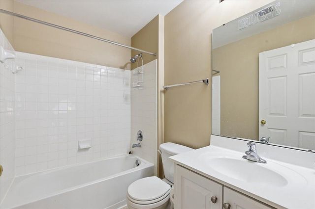 17037 LOFTRIDGE LN, Gainesville, VA 20155