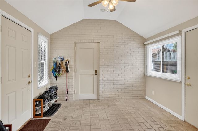 15128 Lexington, Redford, MI 48239