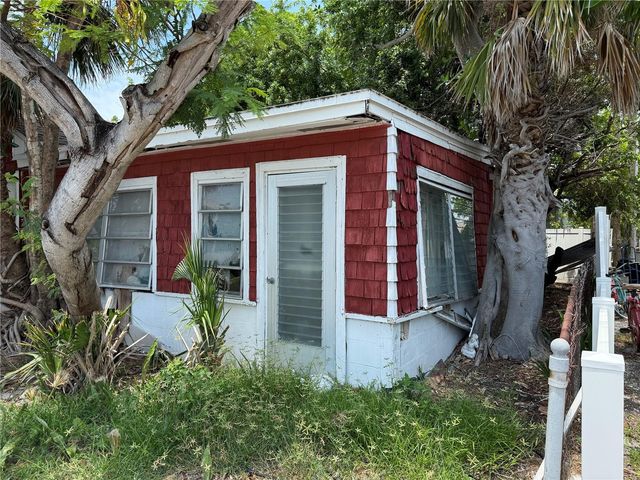 116 85TH AVENUE, Treasure Island, FL 33706