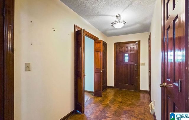 4075 ROSELYN ROAD, Bessemer, AL 35022