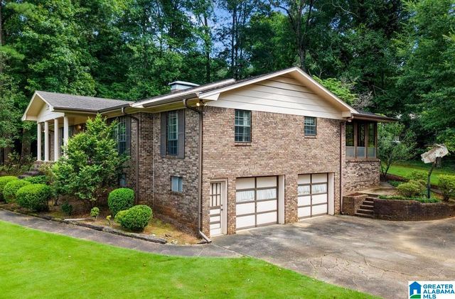 4075 ROSELYN ROAD, Bessemer, AL 35022