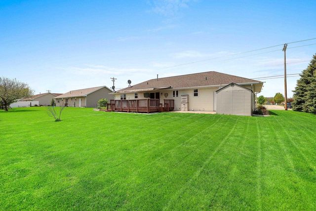2311 LAWRENCE DRIVE, De Pere, WI 54115