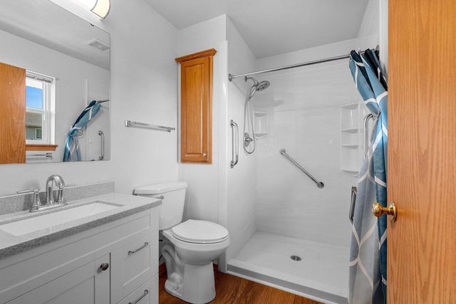 2311 LAWRENCE DRIVE, De Pere, WI 54115