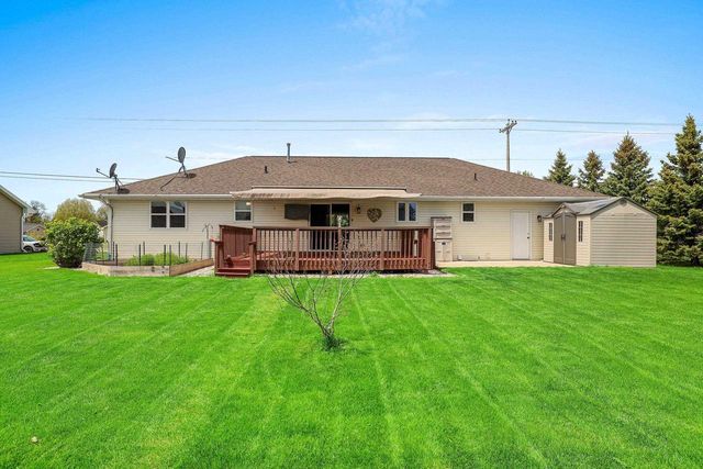 2311 LAWRENCE DRIVE, De Pere, WI 54115