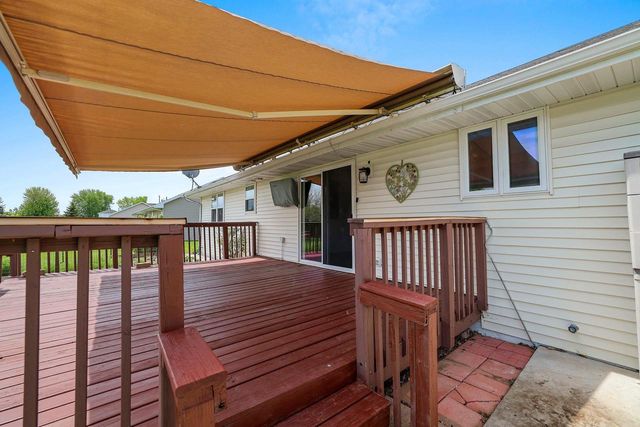 2311 LAWRENCE DRIVE, De Pere, WI 54115