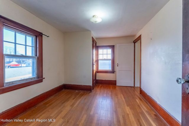 150 Hasbrouck Avenue, Port Ewen, NY 12466