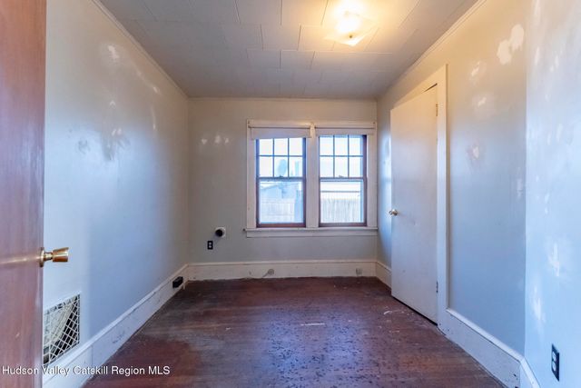 150 Hasbrouck Avenue, Port Ewen, NY 12466