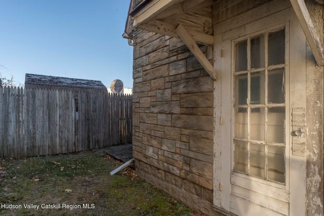 150 Hasbrouck Avenue, Port Ewen, NY 12466