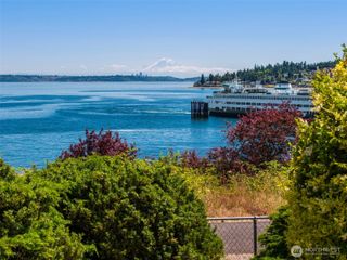 26005 Washington Boulevard NE, Kingston, WA 98346
