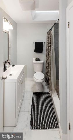 246 S EAST AVE, Baltimore, MD 21224