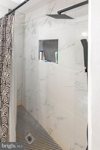 246 S EAST AVE, Baltimore, MD 21224