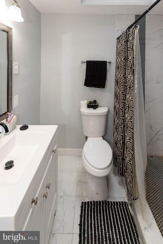 246 S EAST AVE, Baltimore, MD 21224