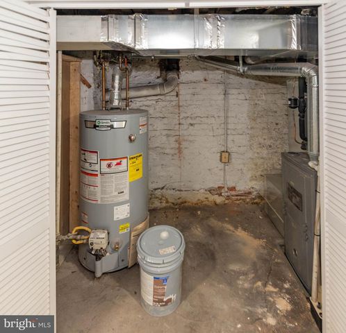 246 S EAST AVE, Baltimore, MD 21224