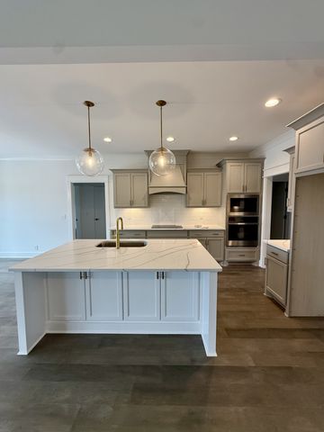 3932 Delzotto Dr, Murfreesboro, TN 37128