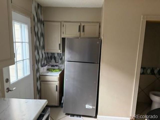 1811 S Quebec Way 256, Denver, CO 80231