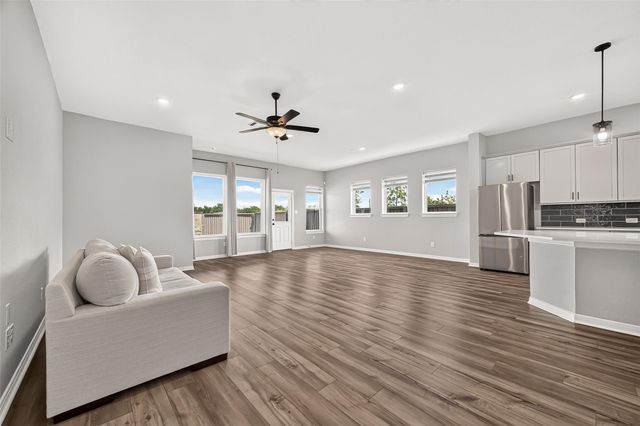 16118 Cottontail Burrow Lane, Hockley, TX 77447