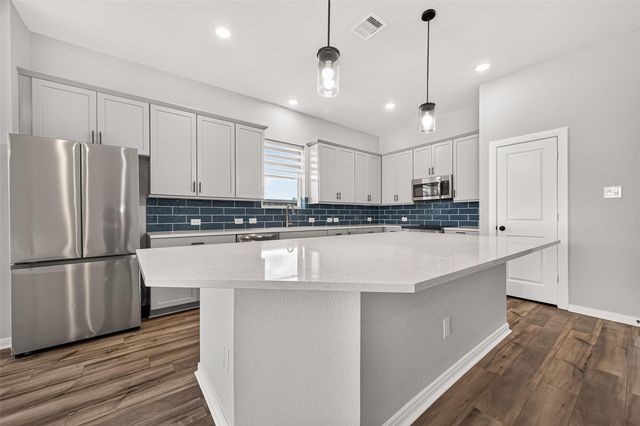 16118 Cottontail Burrow Lane, Hockley, TX 77447