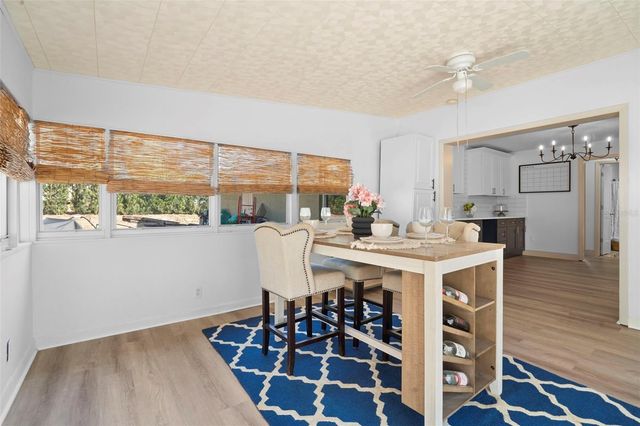 1049 W NEW YORK AVENUE, Orange City, FL 32763