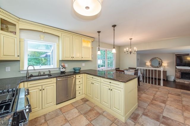 58 Orton Rd, West Caldwell Twp., NJ 07006