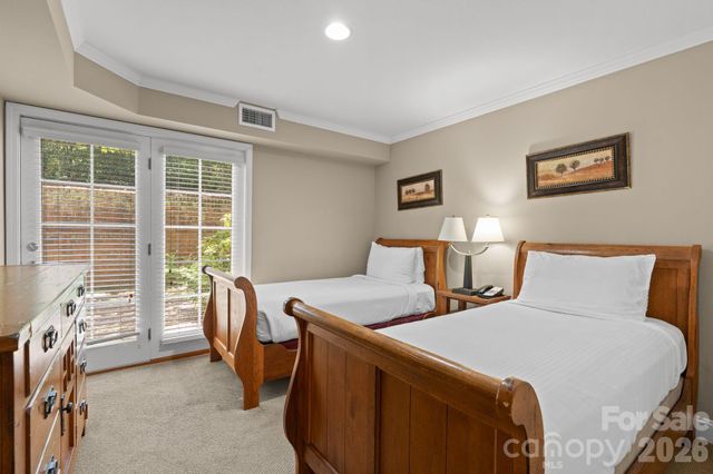 201 Bowling Park Road, Asheville, NC 28803