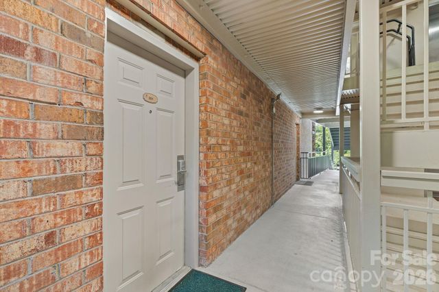 201 Bowling Park Road, Asheville, NC 28803
