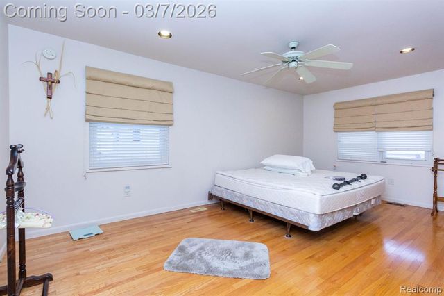 22515 Heatherwoode, Novi, MI 48375