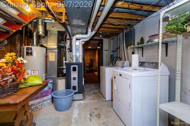 22515 Heatherwoode, Novi, MI 48375