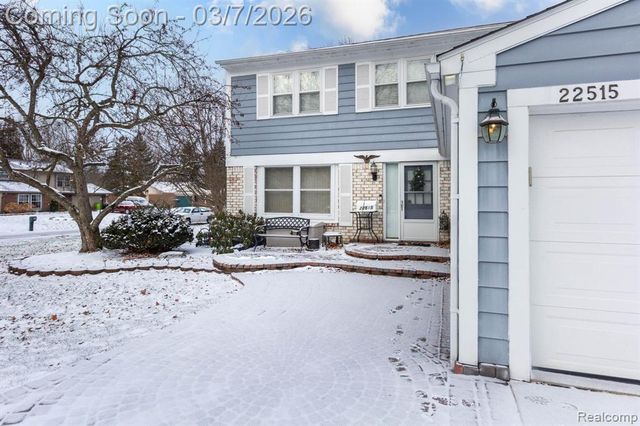 22515 Heatherwoode, Novi, MI 48375