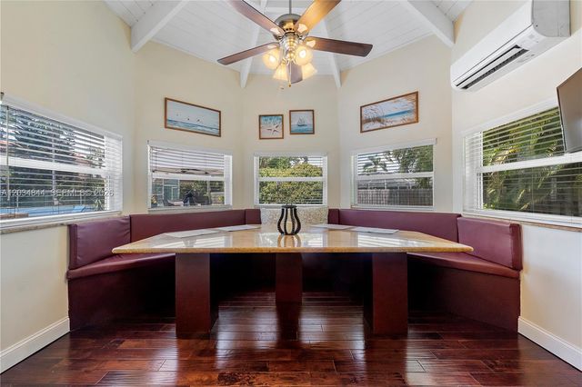 17640 Old Cutler Rd, Palmetto Bay, FL 33157