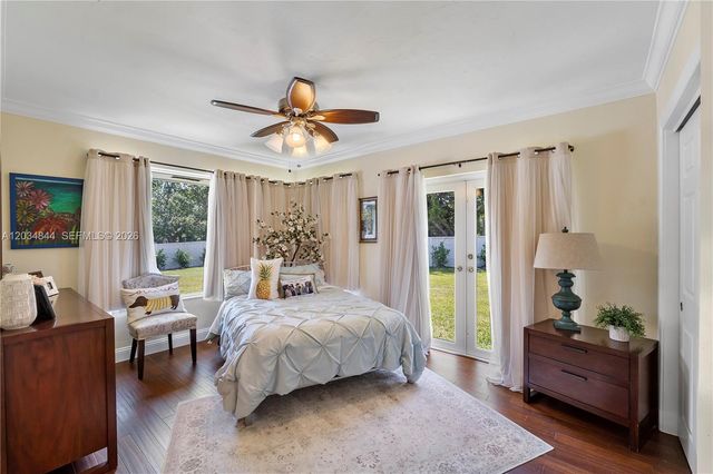 17640 Old Cutler Rd, Palmetto Bay, FL 33157