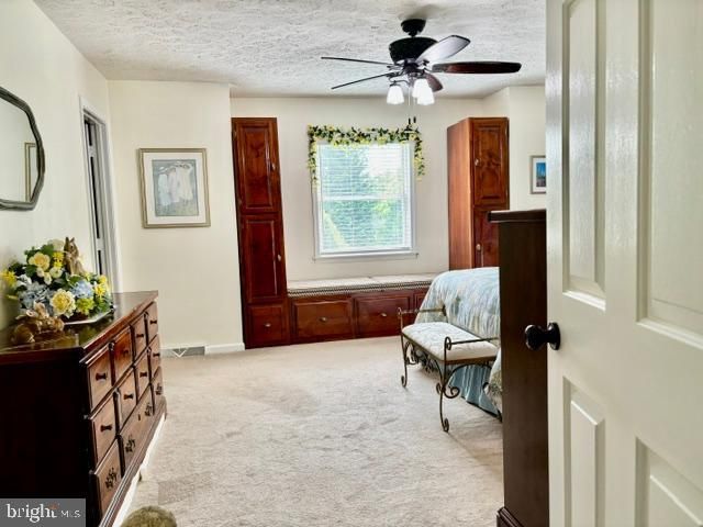 8 OXFORD CT, Chambersburg, PA 17201