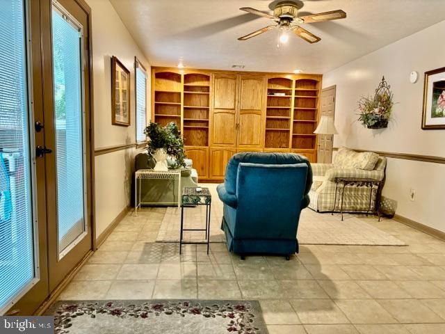 8 OXFORD CT, Chambersburg, PA 17201