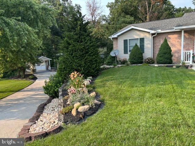 8 OXFORD CT, Chambersburg, PA 17201