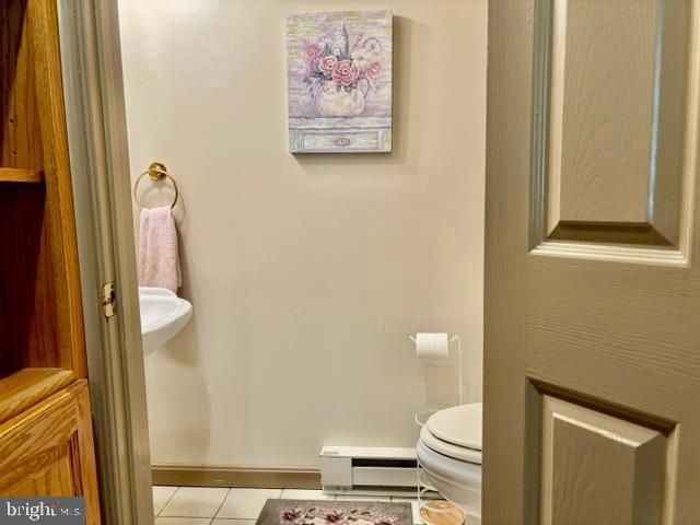 8 OXFORD CT, Chambersburg, PA 17201