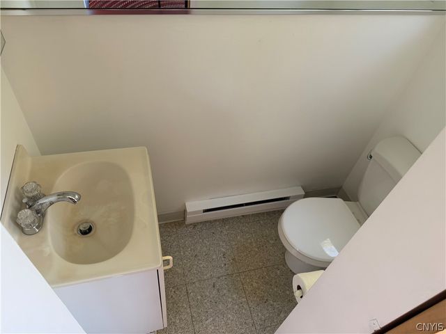 1247 Comstock Avenue, Syracuse, NY 13210