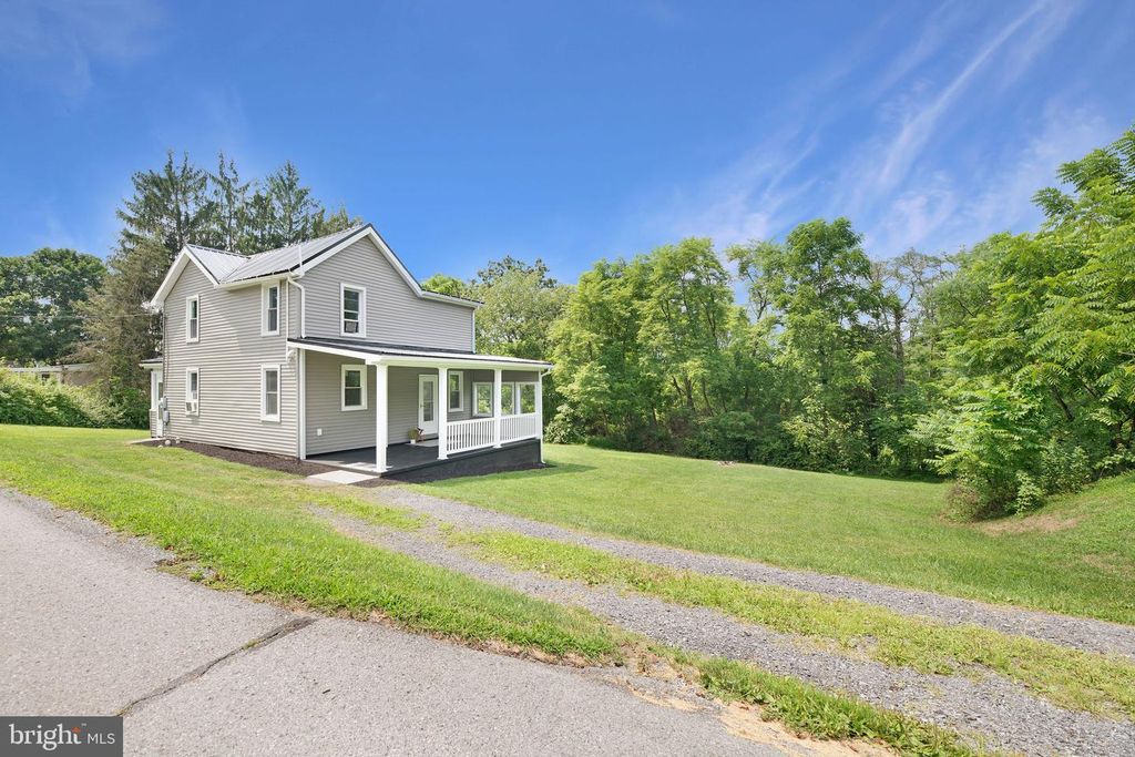 101 CHERRY ST, Port Matilda, PA 16870