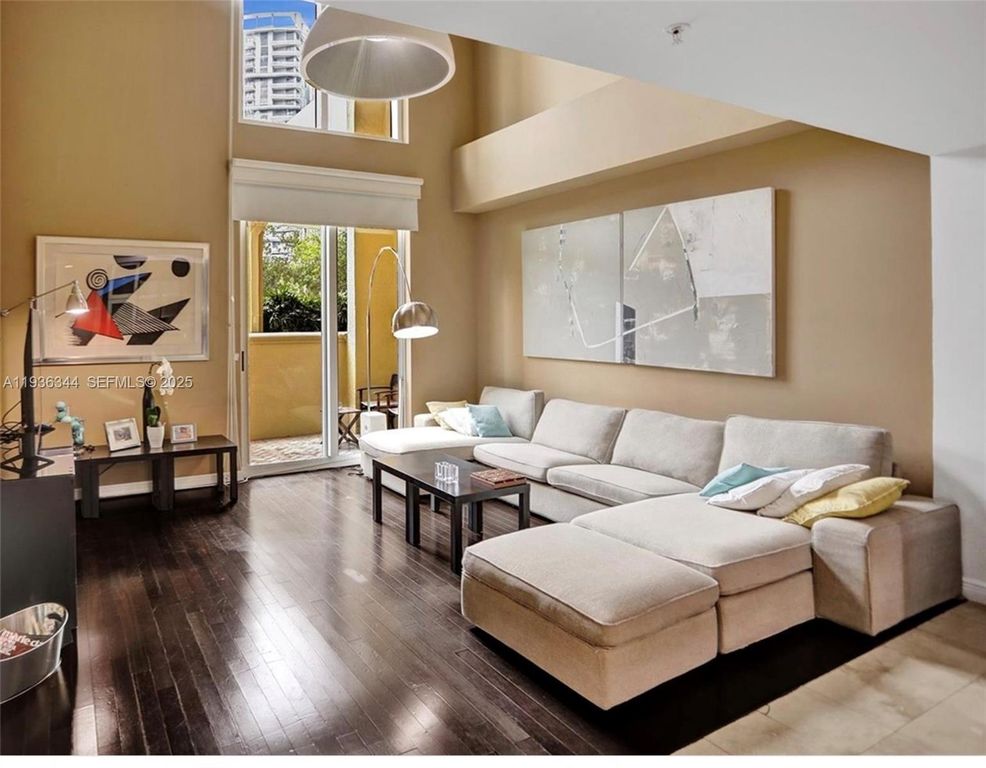 1755 E Hallandale Beach Blvd 105E, Hallandale Beach, FL 33009