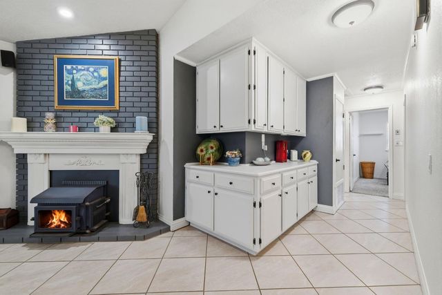 1314 Carnation Ct, Roseville, CA 95661