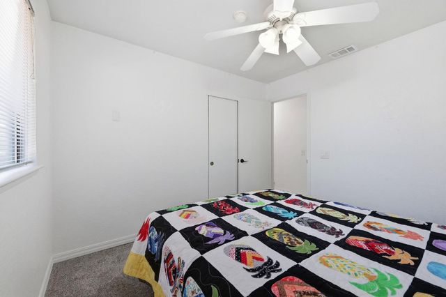 1314 Carnation Ct, Roseville, CA 95661