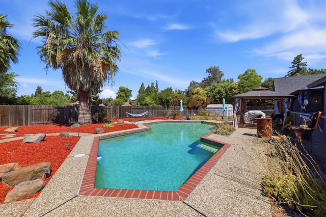 1314 Carnation Ct, Roseville, CA 95661