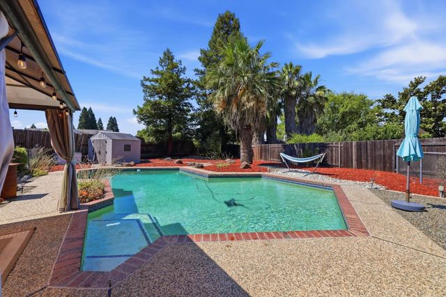 1314 Carnation Ct, Roseville, CA 95661