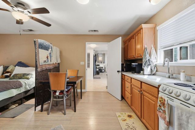 1314 Carnation Ct, Roseville, CA 95661