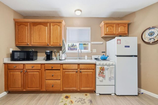 1314 Carnation Ct, Roseville, CA 95661