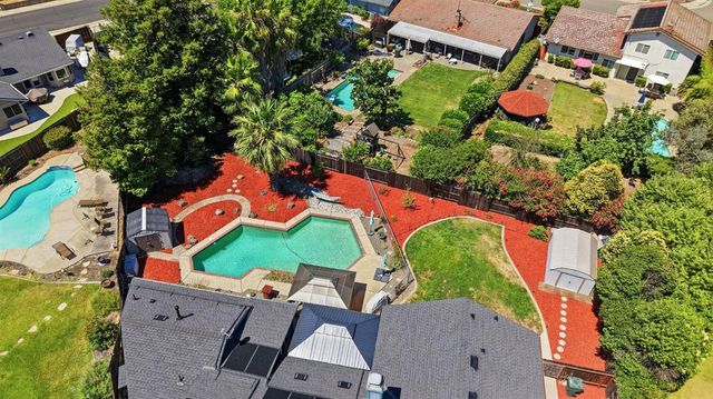 1314 Carnation Ct, Roseville, CA 95661