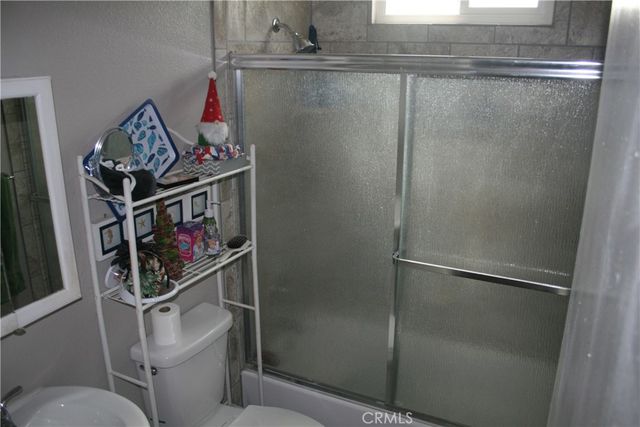 4713 Shetland Lane, Jurupa Valley, CA 92509