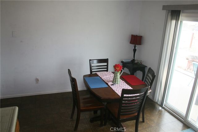 4713 Shetland Lane, Jurupa Valley, CA 92509