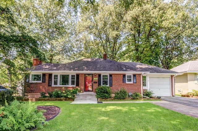 1227 COLONIAL RD, Memphis, TN 38117