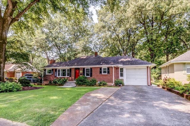 1227 COLONIAL RD, Memphis, TN 38117